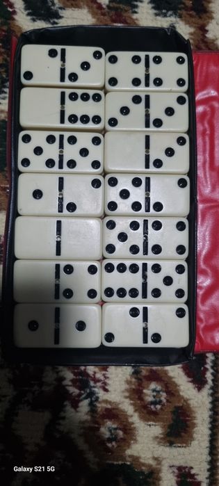 Продам домино почти новое