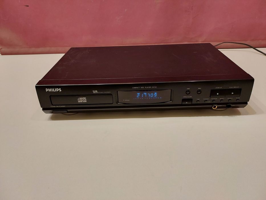 CD-Player Philips CD722. Class 1 Laser Product. Perfect funcțional.