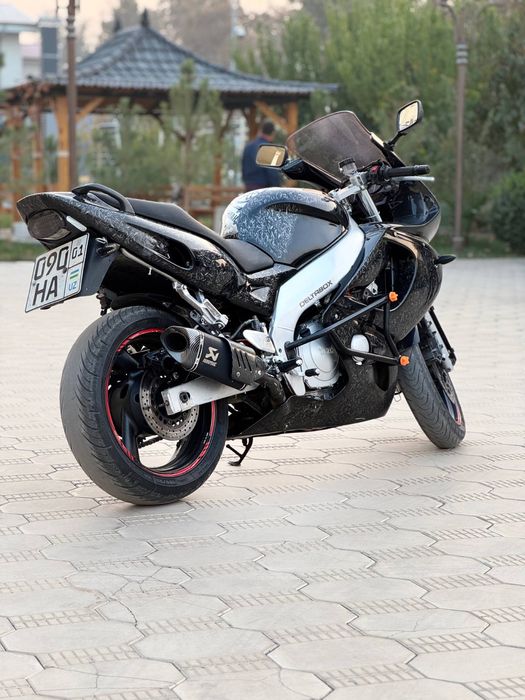 Yamaha YZF600R (Thunderces)