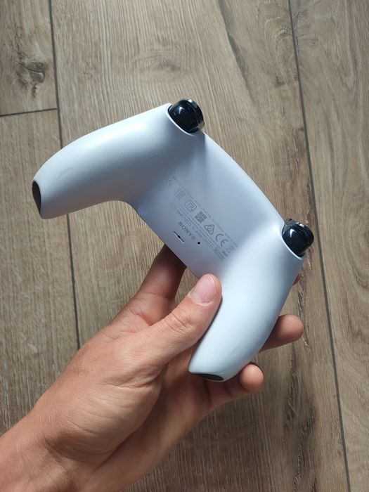 Vand controllere  PlayStation 5