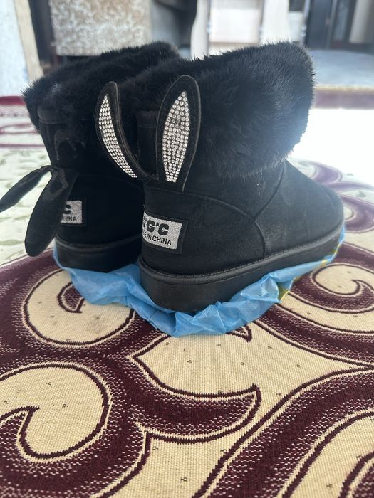 Сапоги, сапоги,сапоги, сапоги.