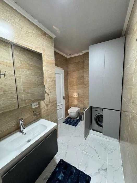 Сдается шикарная 2-комн квартира на Новомосковском (Мирзо Улугбекский)