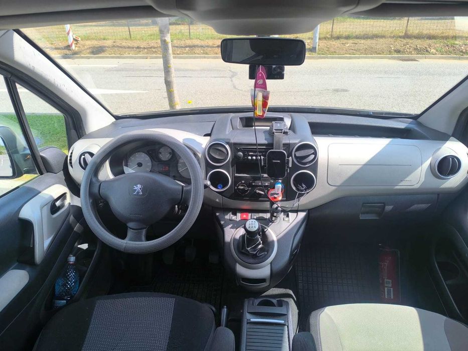 Peugeot Partner.
