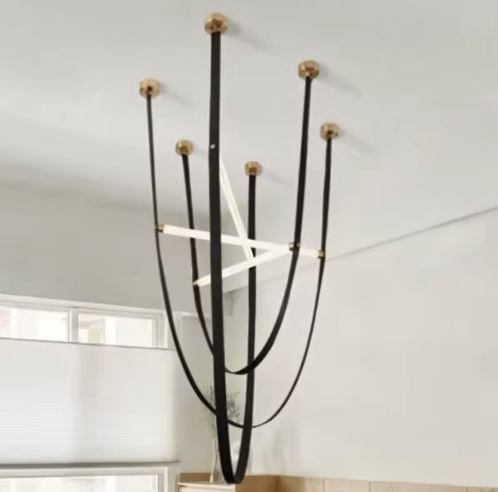 Продается люстра