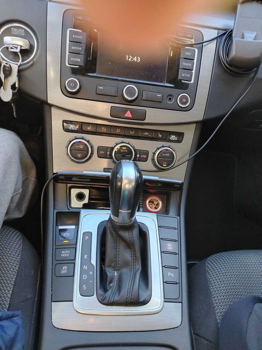 vand autoturism volkswagen passat