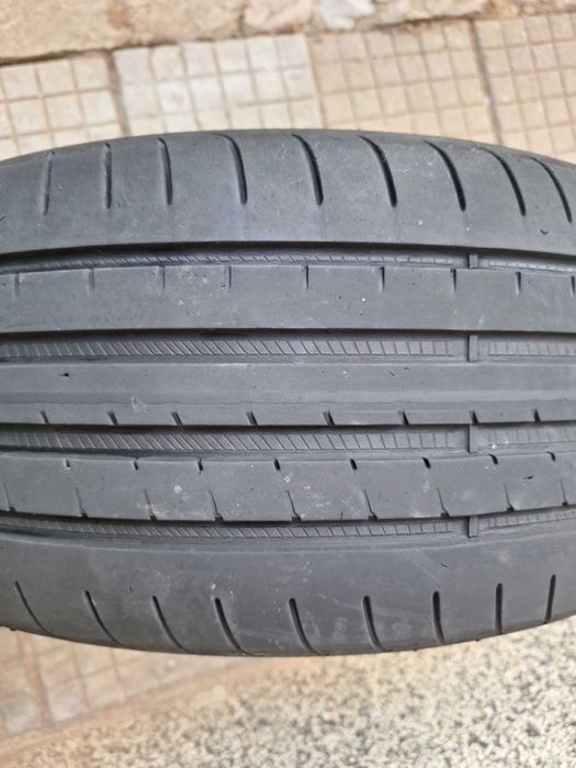 Гума 225 50 17 Goodyear летнa 1бр.40лв