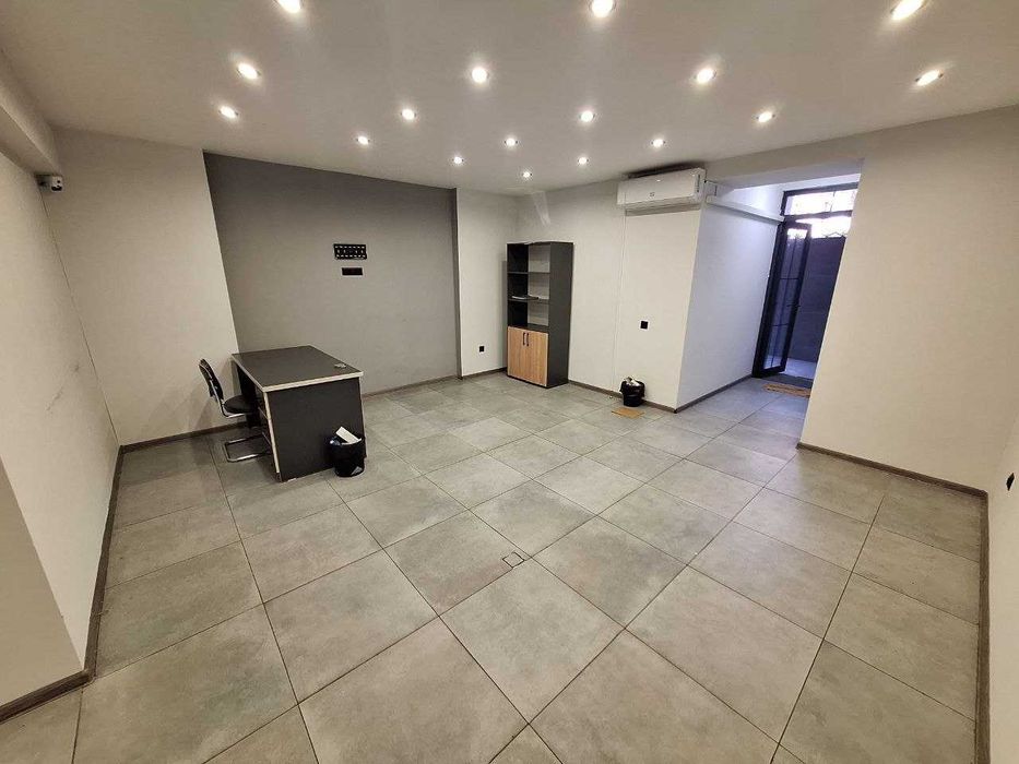 Сдается в аренду помещение офис Ойбек Цум под бизнес оринтир 110 школа