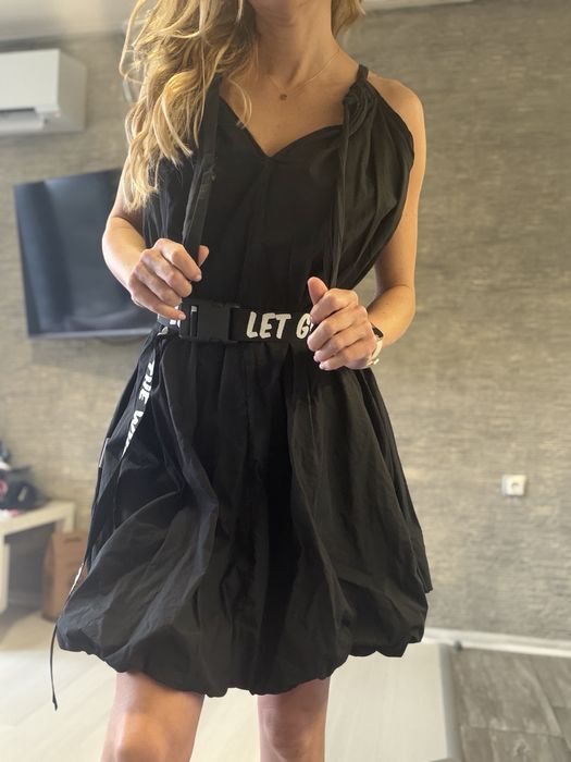 Рокля Negative wear