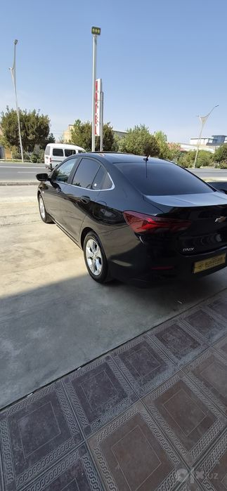 Onix turbo premier 2024