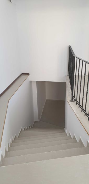 Дава се под наем Магазин в Варна, ЖП Гара - 220 кв.м за 1428 € - Снимка #10