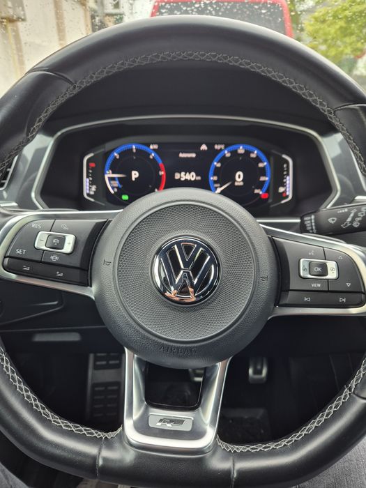 VW Tiguan 4 Motion, DSG, R Line 2019, 150 CP,  121000 Km, 23800 € Neg