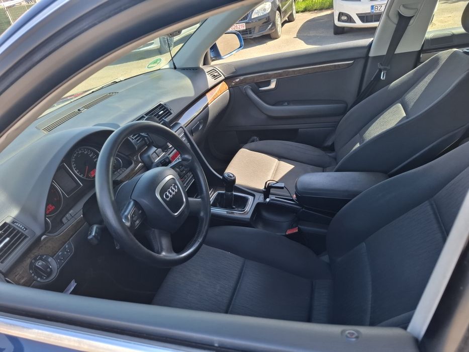 AUDI A4 2005 — imagine 5
