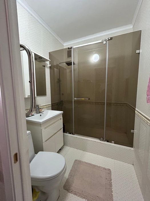 Душевые кабины и шторки для ванны