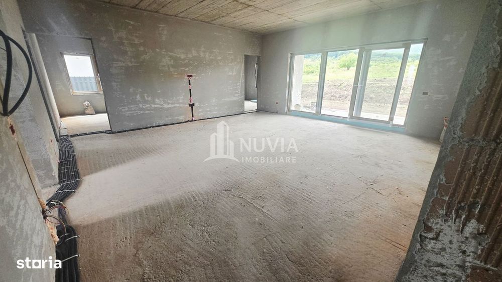 Casa individuala cu 4 camere,690 mp teren, zona Schit