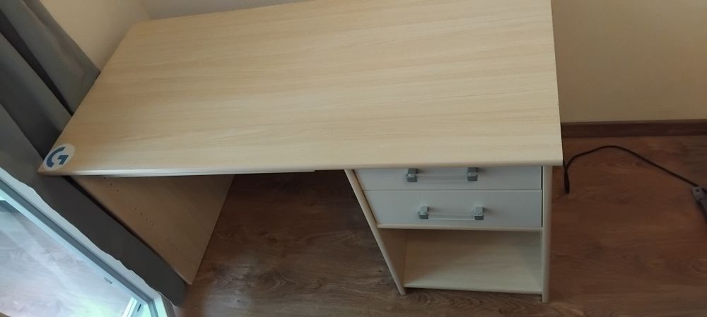 Бюро,много запазено