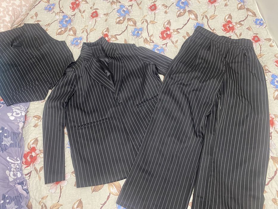 Женский костюм тройка