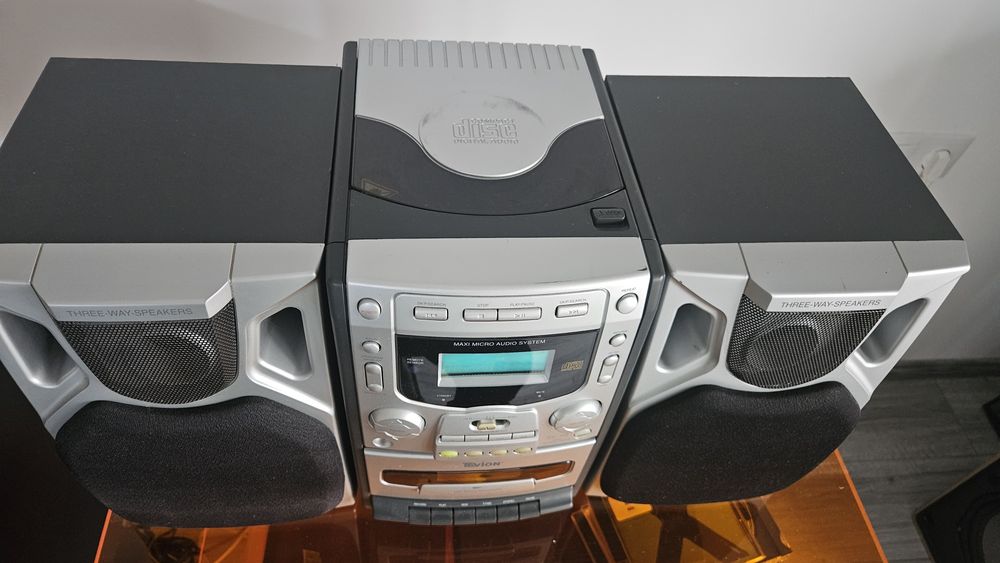 Combina Tevion,cu Aux+DVD