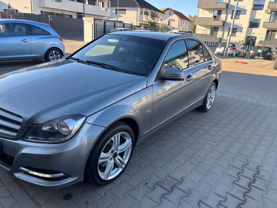 MERCEDES-BENZ C-Class 2011 — imagine 4