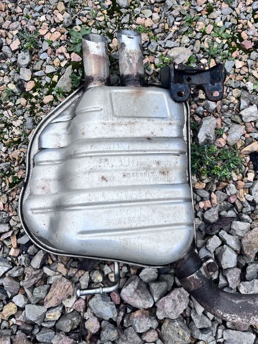 Генерация задни  гърнета volkswagen passat b6 kombi 4-motion 4x4