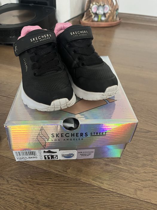 Оргинални маратонки,сникърси,кецове и сандали(Skechers,Adidas,Puma…)