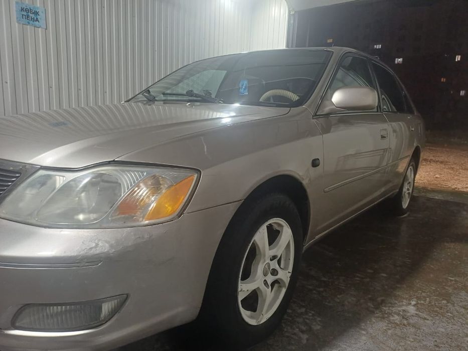 Тойота авалон 2000