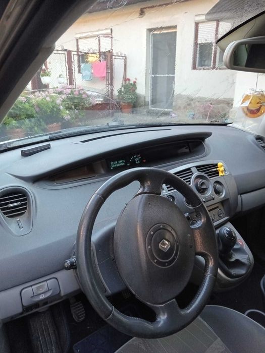 RENAULT Scenic 2004 — imagine 3