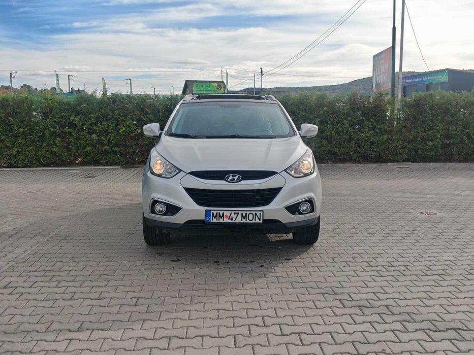 HYUNDAI ix35 2011 — imagine 2