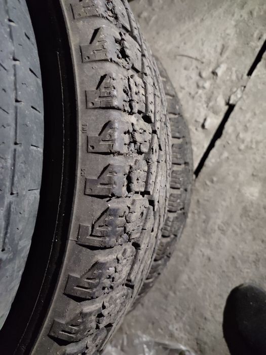 продам шины 2 комплекта