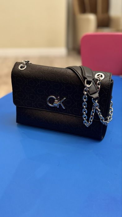 Женские сумки