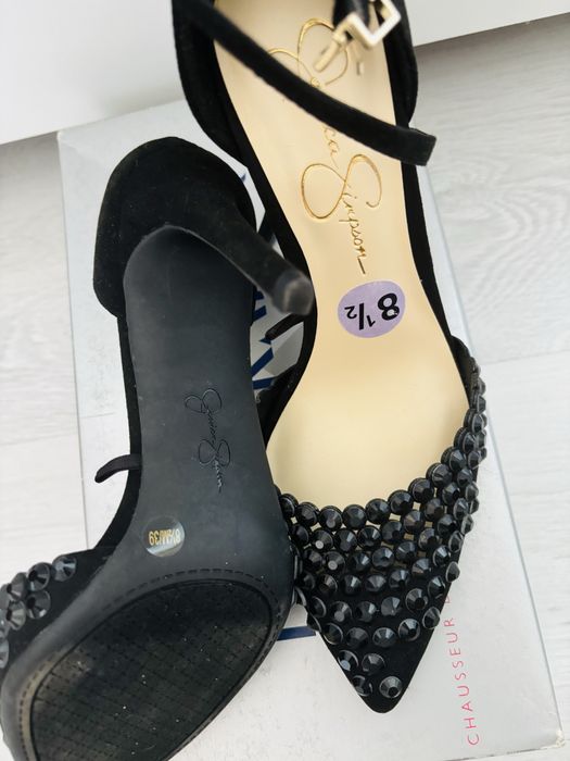 Vand pantofi deosebiti Jessica Simpson