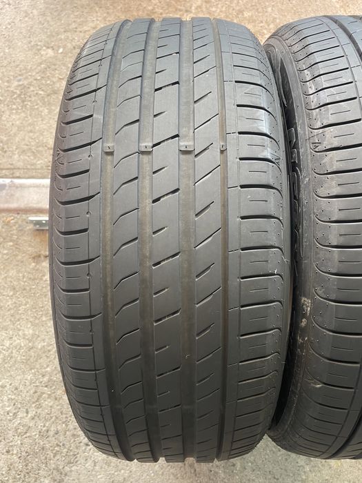 2 броя Летни Гуми 235/55/17 NEXEN ДОТ: 4920