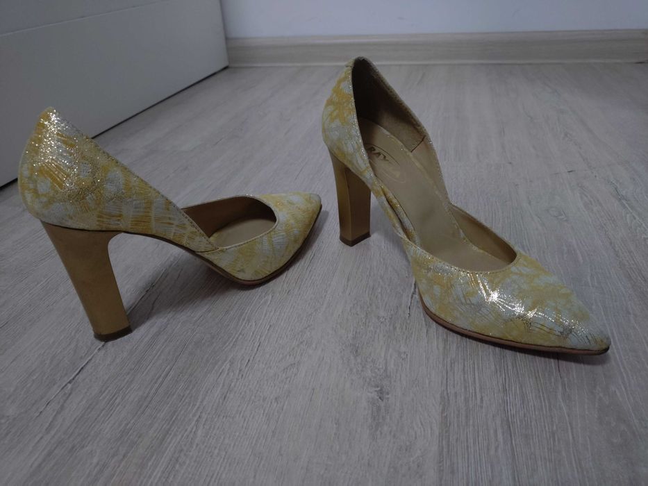 Încălțăminte damă măsura 37
