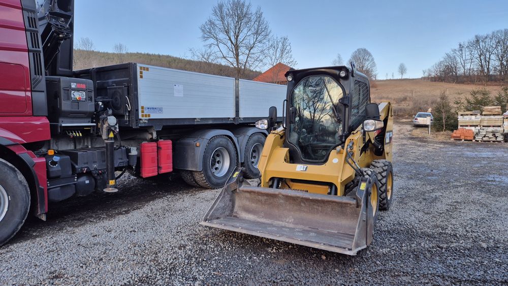 Mini încărcător Caterpillar 236 D