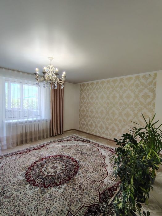 Продам 2хком квартиру район Азии.