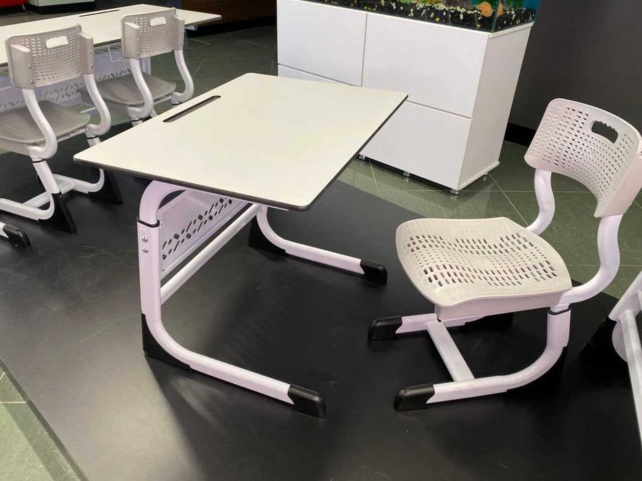 Парта и стулья  HPL MDF LDSP