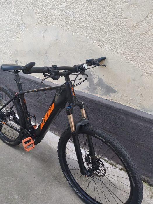 Bicicleta electrica cube ktm 2024