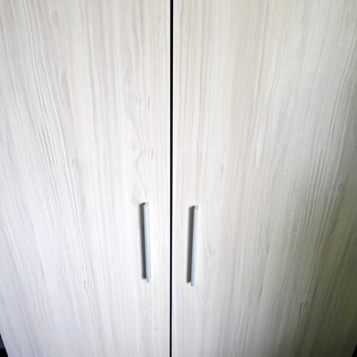 Двукрилен гардероб с надстройка, може и отделно