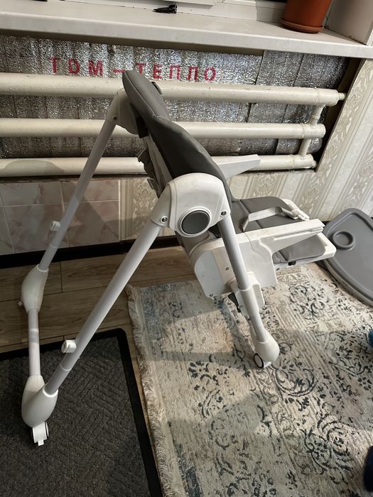 Детский стульчик для кормления