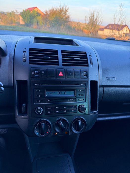 VW POLO 1.2 i * 75cp*2007* IMPECABIL!!!