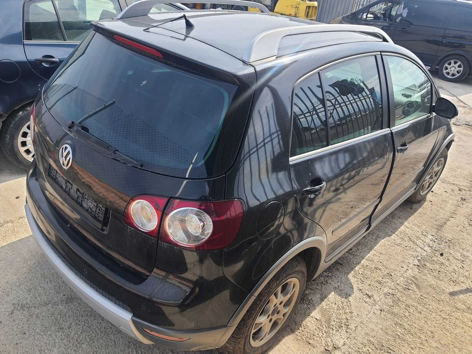 На части!  VW Golf Plus 1.6 FSI