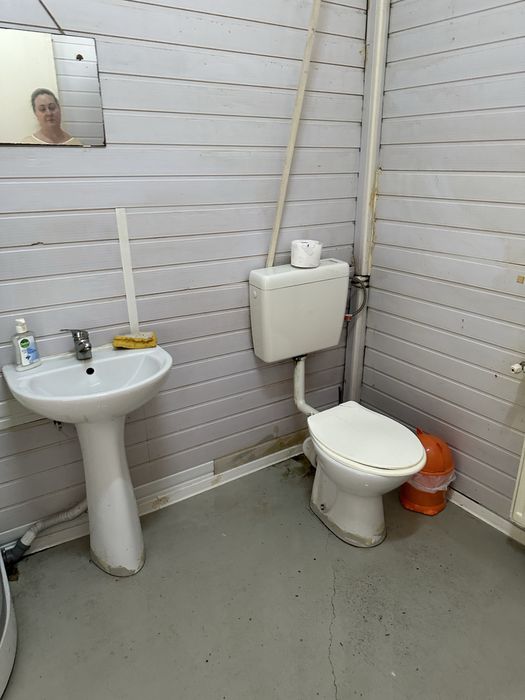 Hala in sprafata de aprox 300 m2+ teren,Spatiul ideal pentru afacerea ta!