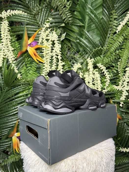 New Balance 9060 Triple Black (36-44 размер)