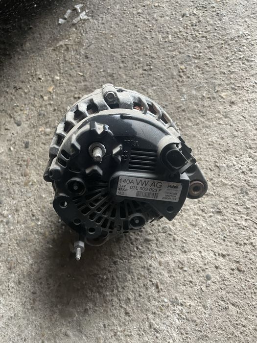 Алтернатор 03L903023F