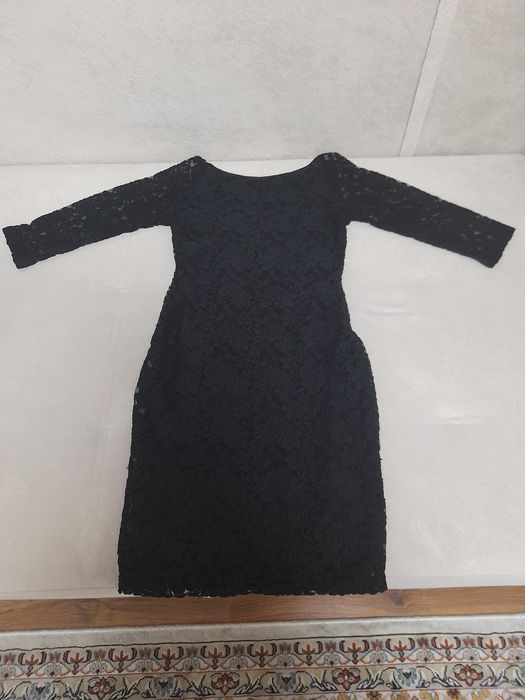 Продам 2 женских платья