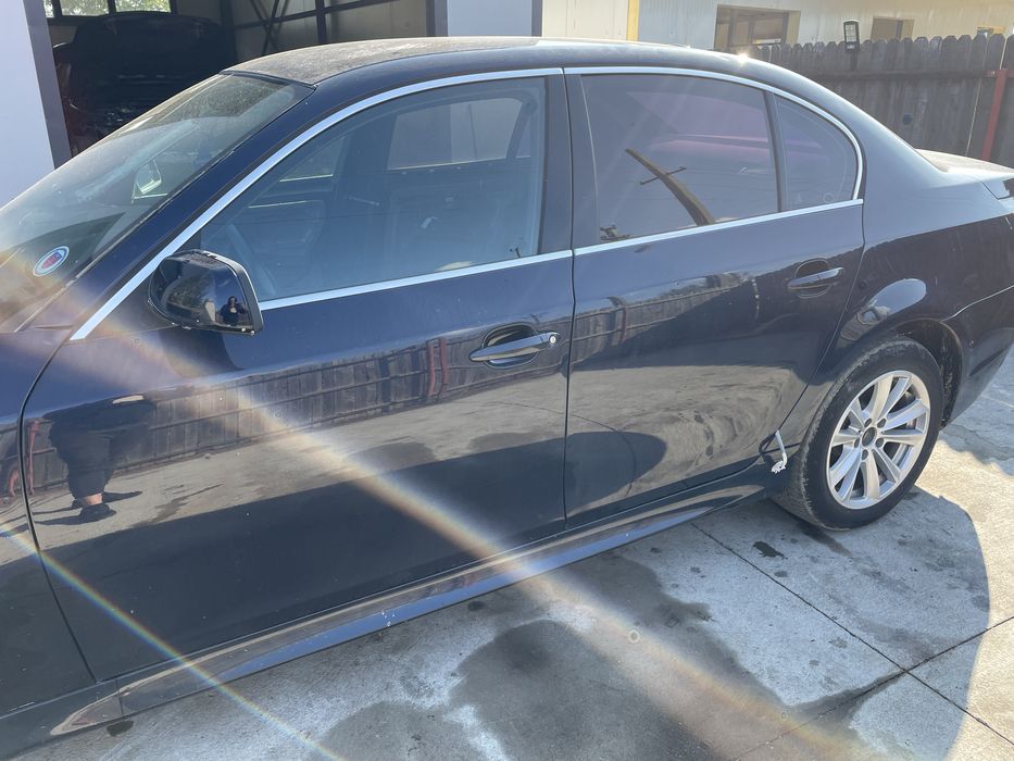 Usa / portiera stanga / dreapta fata / spate BMW e60 seria 5 e61 fata