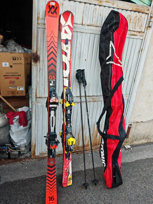 Продавам ски atomic