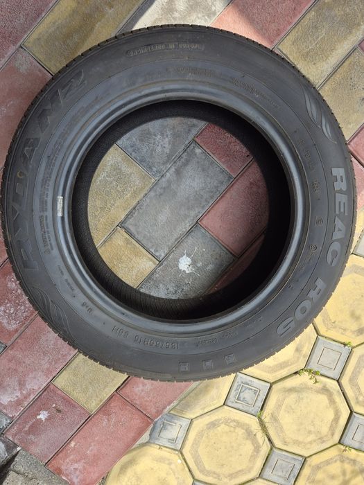 Шины летние 185/65-R15.