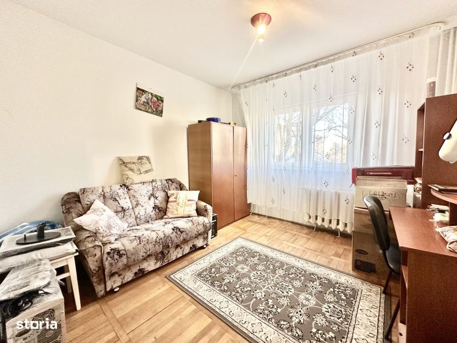 Apartament spatios - 3 camere - etaj ideal - zona Girocului