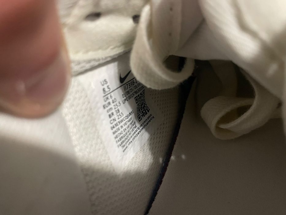 Adidasi Nike Air Force 1 Alb-Beige