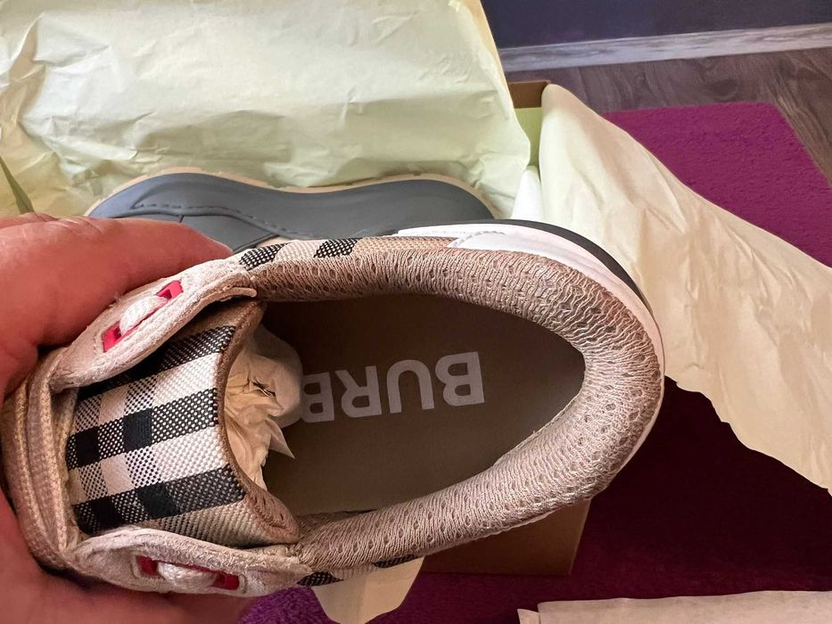Adidasi Burberry LF Ramsey L MULTI Chk:Aarvr Gri, original noi 38